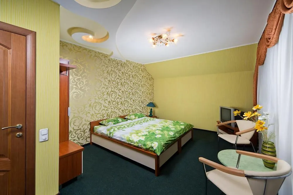 קייב Hotel Hottey